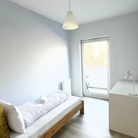 The Grand Martini Apartment - Family & Work Space - 2 Bedrooms, 2 Bathrooms, 2 Parking Places - Twoja Przestrzen Dla Rodzin I Biznesu - Everything You Need For Work And Family Comfort Wroclaw Exterior photo