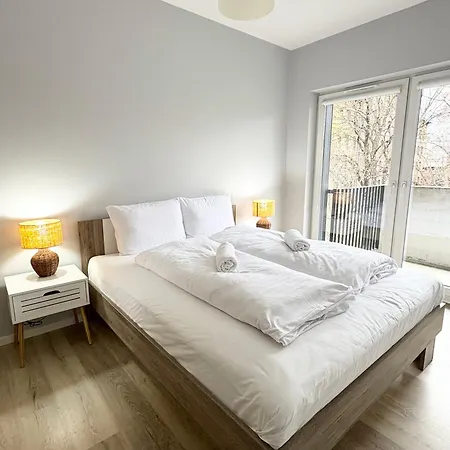 The Grand Martini Apartment - Family & Work Space - 2 Bedrooms, 2 Bathrooms, 2 Parking Places - Twoja Przestrzen Dla Rodzin I Biznesu - Everything You Need For Work And Family Comfort Wroclaw Exterior photo