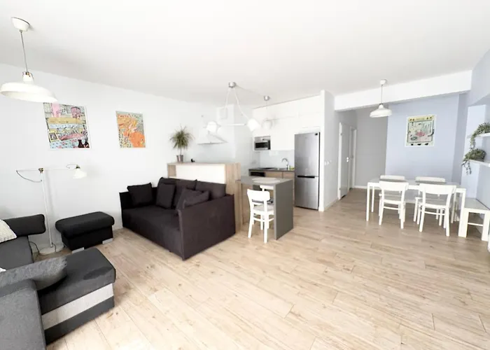 The Grand Martini Apartment - Family & Work Space - 2 Bedrooms, 2 Bathrooms, 2 Parking Places - Twoja Przestrzen Dla Rodzin I Biznesu - Everything You Need For Work And Family Comfort