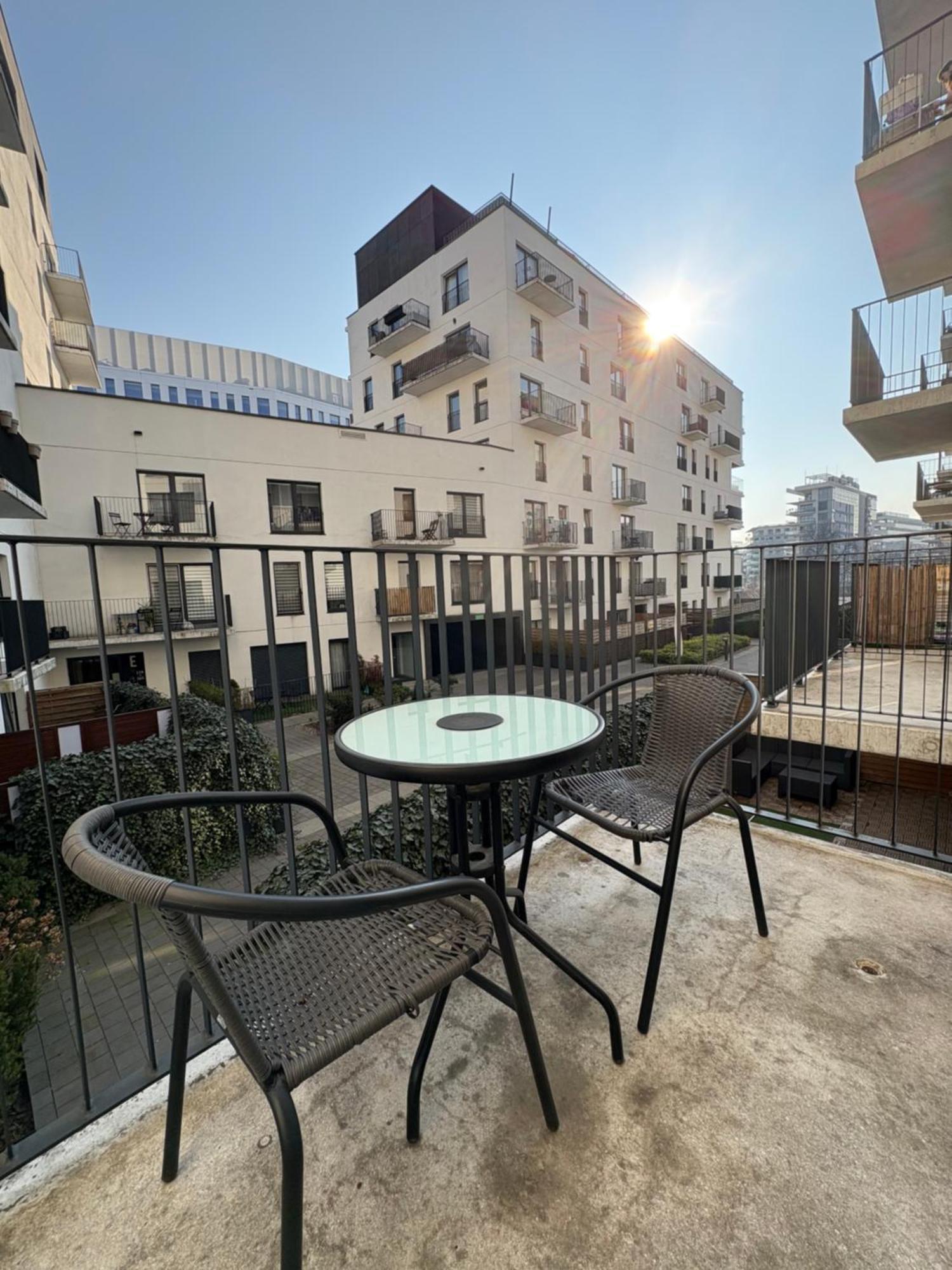 The Grand Martini - Family & Work Space - 2 Bedrooms, 2 Bathrooms, 2 Parking Places - Twoja Przestrzen Dla Rodzin I Biznesu - Everything Need For Work And Family Comfort Apartment Breslau