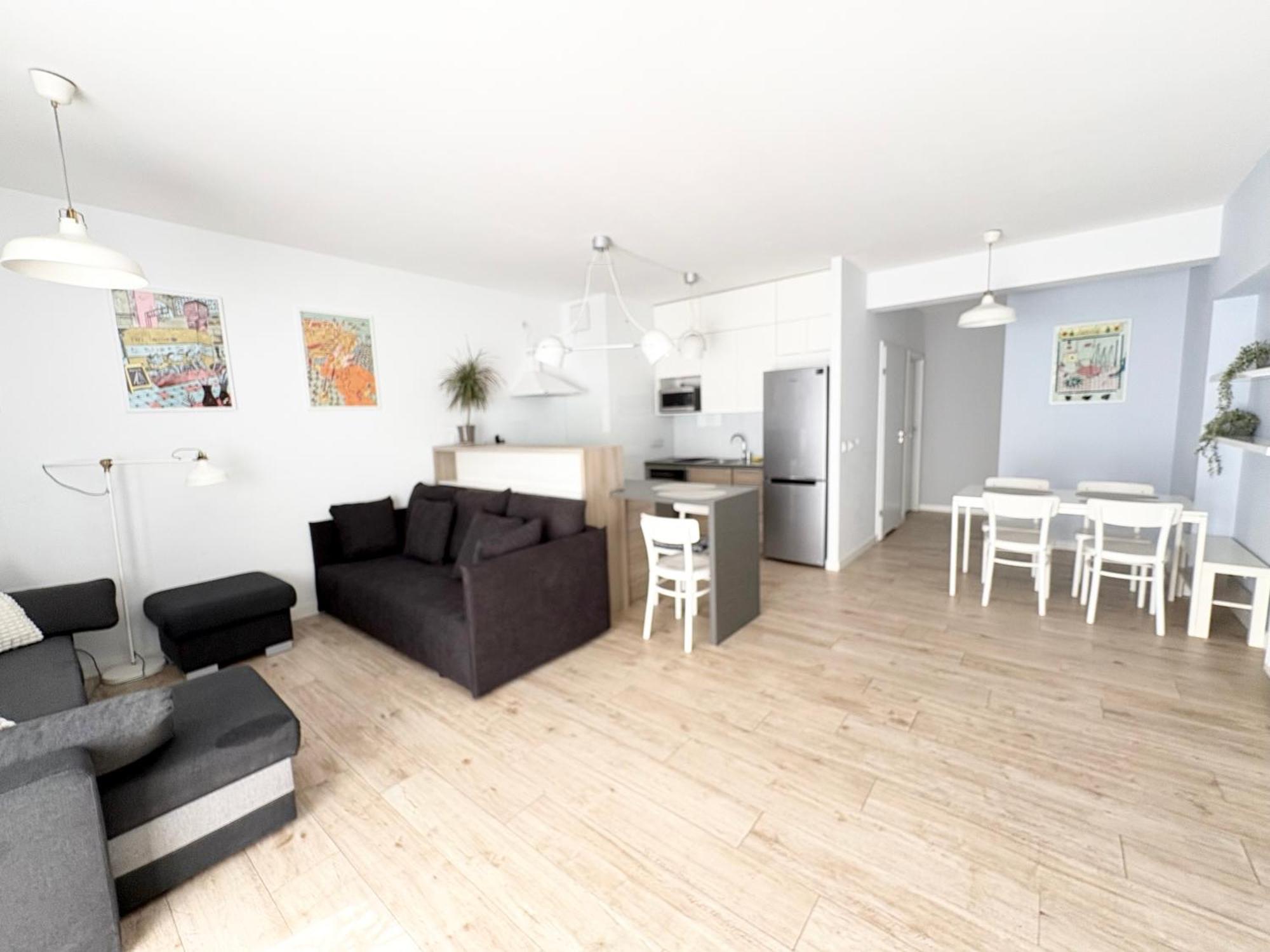 The Grand Martini - Family & Work Space - 2 Bedrooms, 2 Bathrooms, 2 Parking Places - Twoja Przestrzen Dla Rodzin I Biznesu - Everything Need For Work And Family Comfort